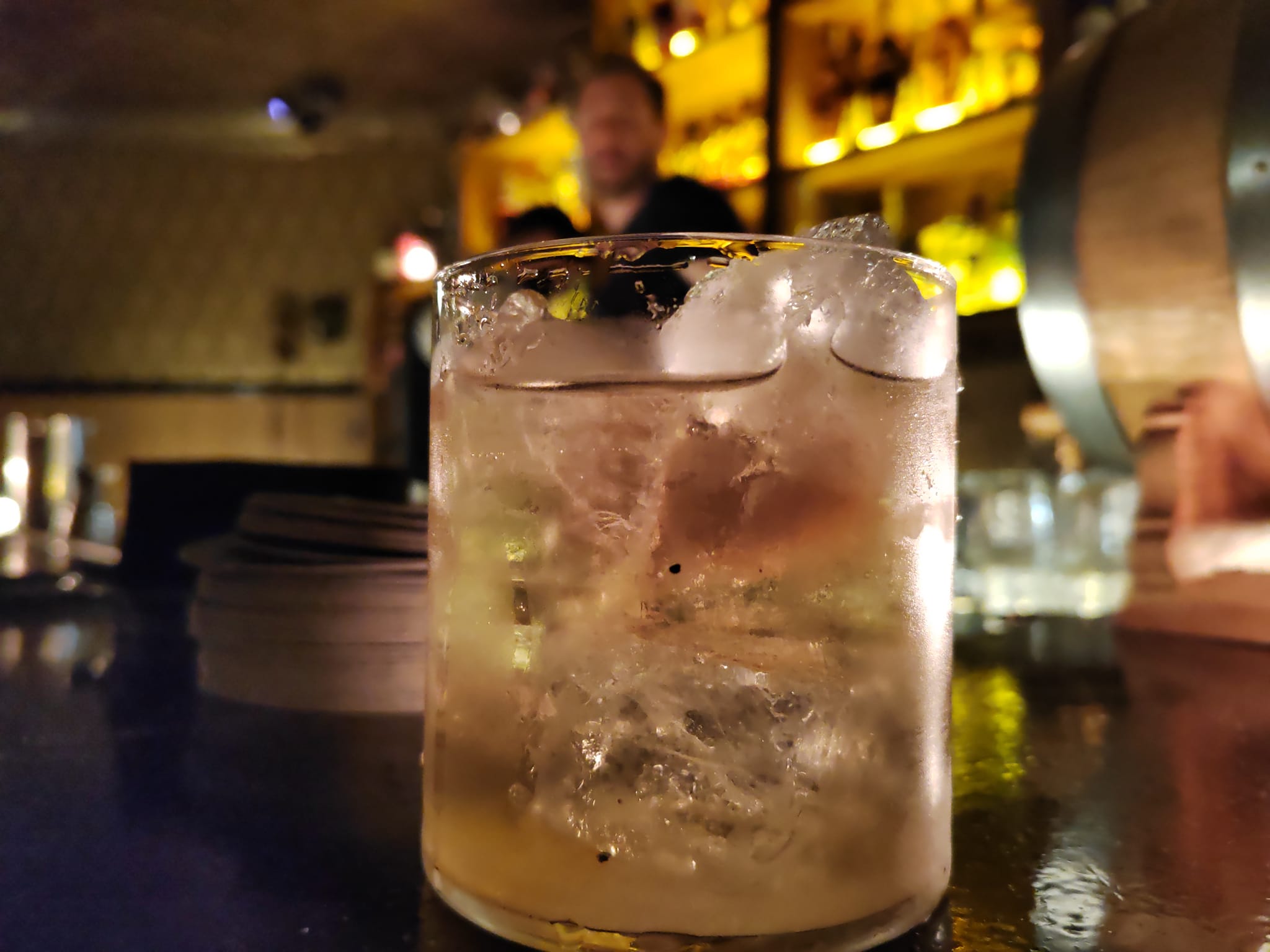 Smoky bourbon sour - Cocktail Angel's Envy au Moonshiner