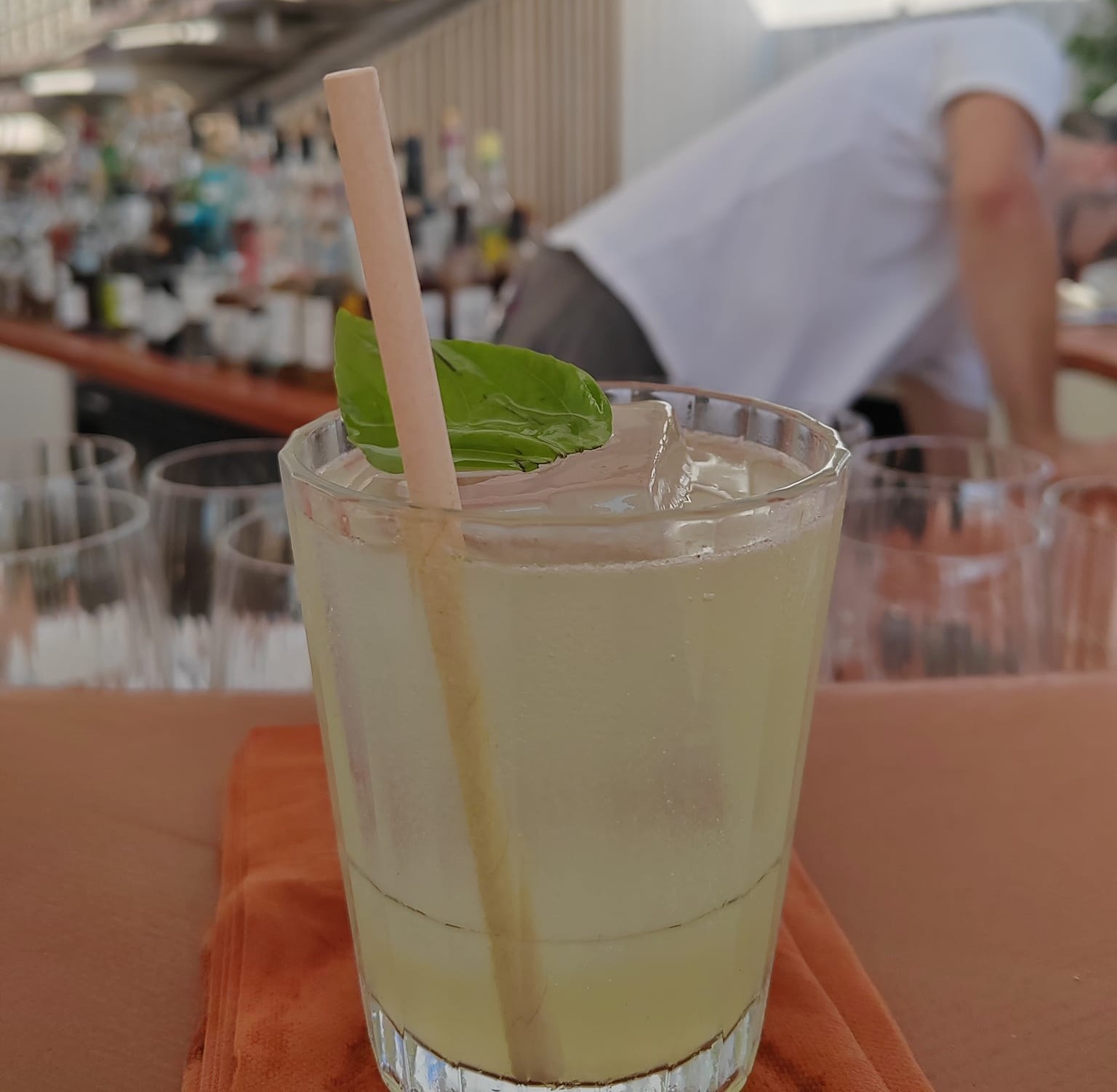 Cocktail Greek smash - Bar extérieur de Bijou Plage - Cannes (La Croisette)