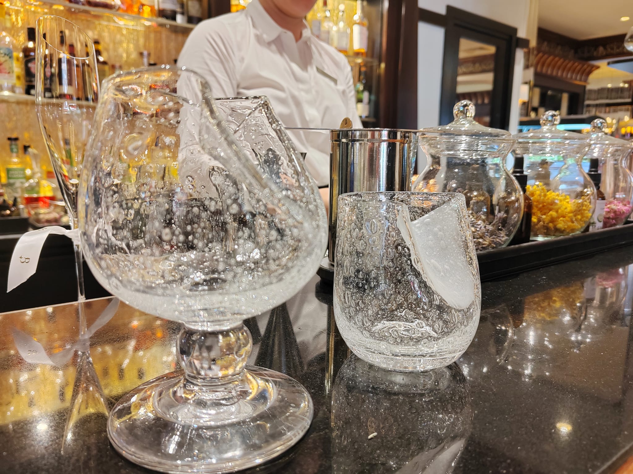 Verres sur-mesure avec chambre olfactive - Bar Fouquet's du Majestic Barrière (Cannes)