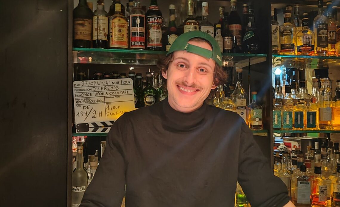 Anthony Rostoucher - Barman