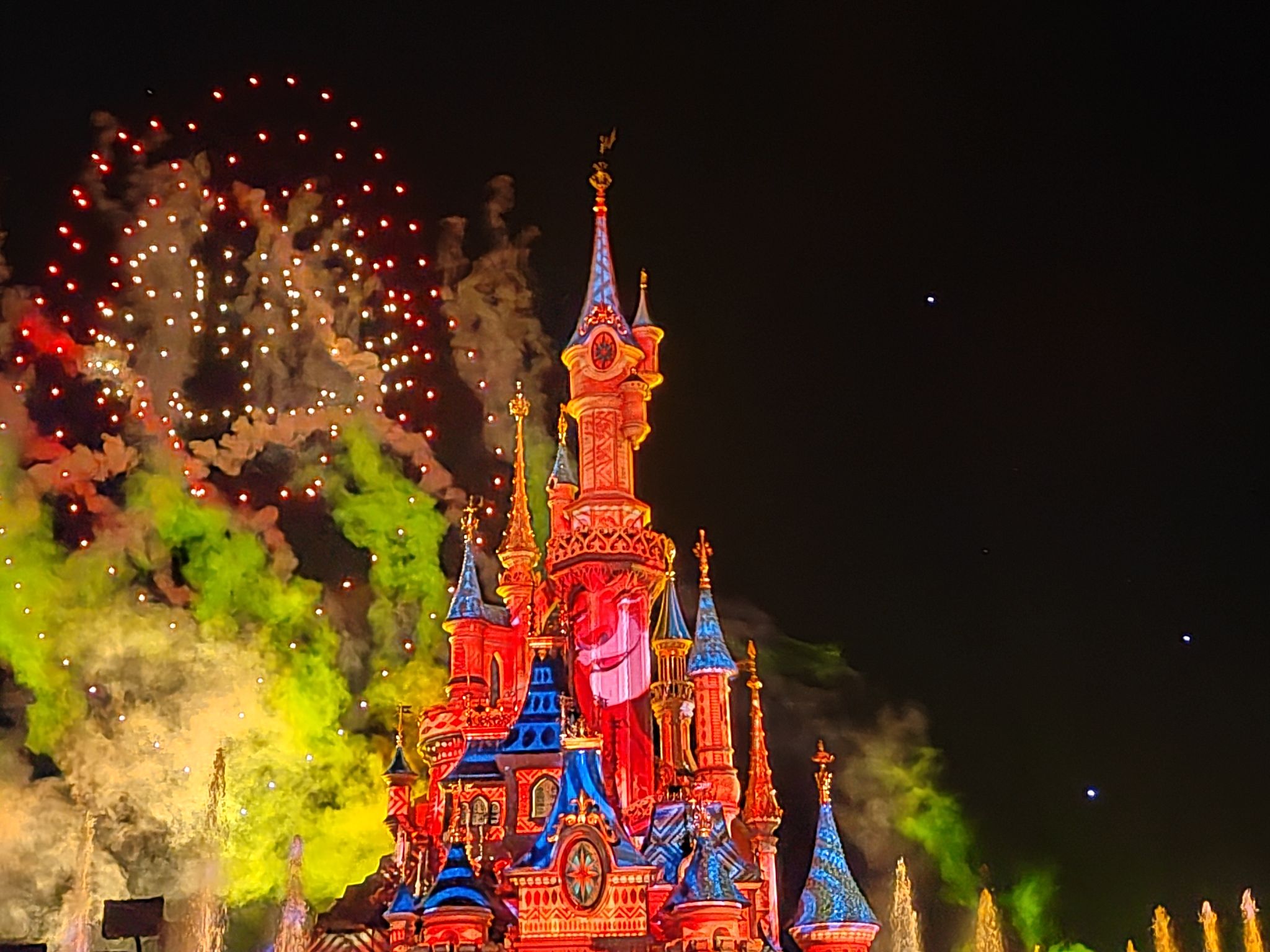 Disney Tales of Magic - Drones et feux d'artifice (2025)